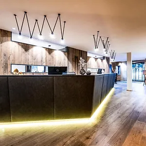 4* Отель Alpina - Adults Only